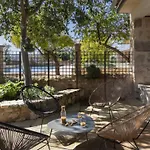 Cas Padrins Piscina Barbacoa Diseno Y Confort
